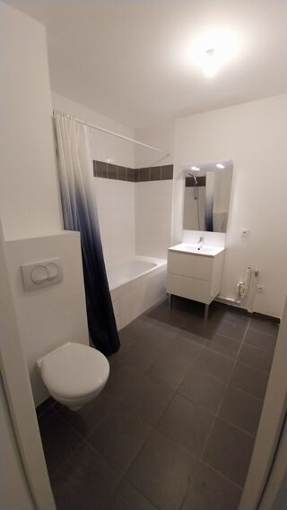  Appartement  louer 5 pices 99 m
