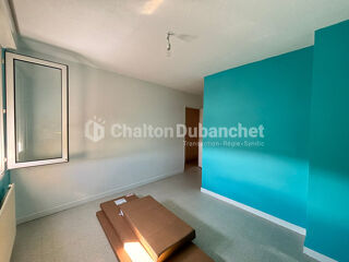  Appartement à louer 4 pièces 103 m²