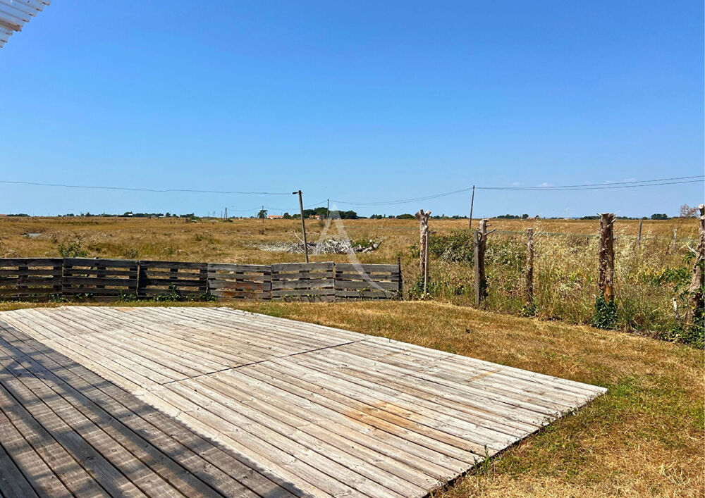 Vue exceptionnelle pour cette longère à Bouin