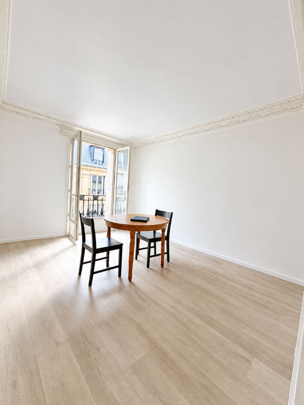 Vente Appartement Appartement Paris 2 pièce(s) 43 m2 Paris 11