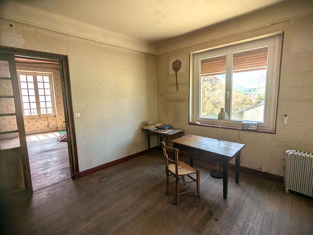 Vente Immeuble Ensemble immobilier de caractère d'environ 350 m² utiles - Hyper centre de Tarascon-sur-Ariège Tarascon sur ariege