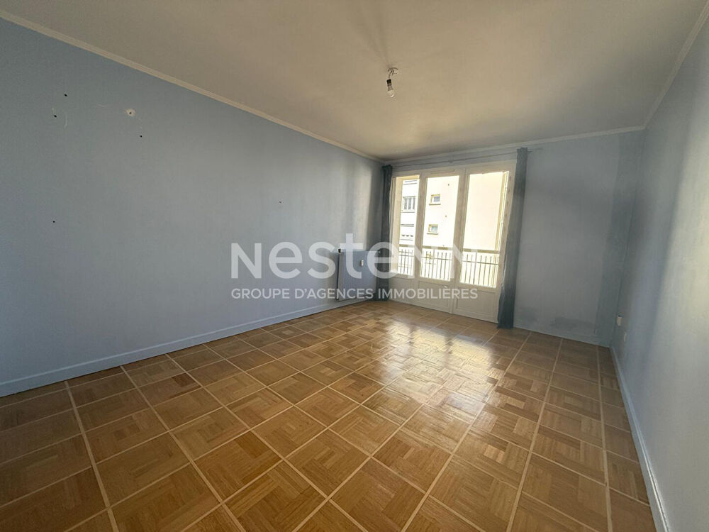 Vente Appartement Appartement 2 Pièces avec Balcon, cave, en dernier étage - 69500 BRON Bron