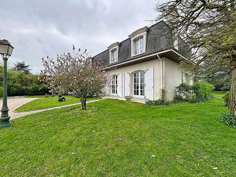   Maison de caract�re Craon 8 pi�ce(s) 202 m2 Maison - 8 pi�ce(s) - 202 m�