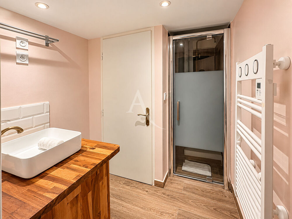   VIEUX PORT - 13001 - APPARTEMENT 2/3 PIECES Marseille 1