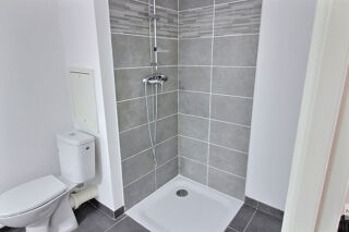  Appartement à louer 2 pièces 47 m²