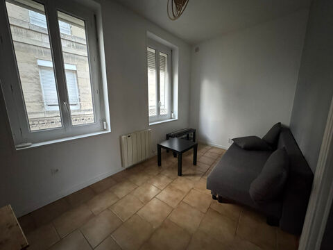   Studio bis meubl - Centre-ville de Neuilly-en-Thelle - 25.56m Appartement - 1 pice(s) - 26 m