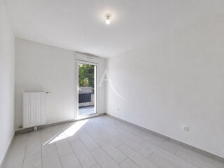  Appartement à louer 3 pièces 64 m²