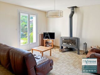 Vente Maison Briis sous forges - 5 chambres - sous sol total - Maison a fort potentiel Briis sous forges