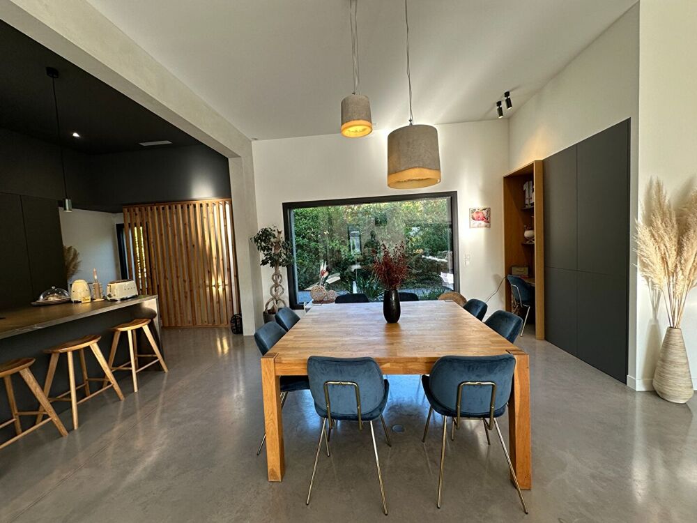 � vendre  Maison Mont�limar (26200)