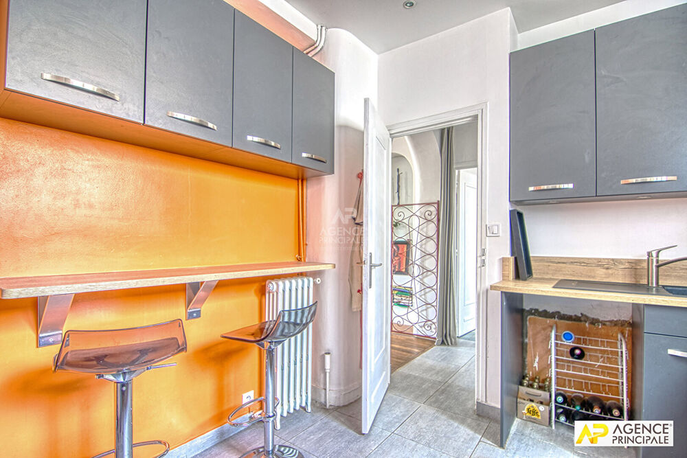 Vente Appartement Versailles Notre-Dame Appartement 5 pièces 97m² carrez situé au 2ème étage Versailles