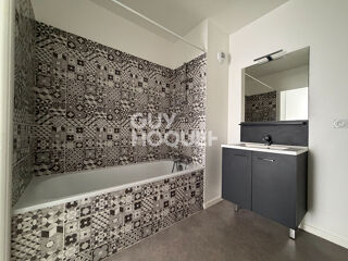  Appartement à louer 3 pièces 61 m²