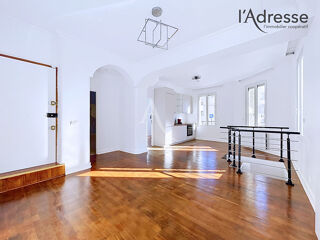 Vente Appartement QUARTIER GAMBETTA - 80 m² ENTIÈREMENT RÉNOVÉ Suresnes