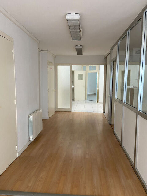   Local usage de bureau Saint Brieuc 130 m² 