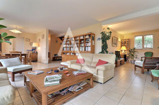  Maison à vendre 7 pièces 206 m²