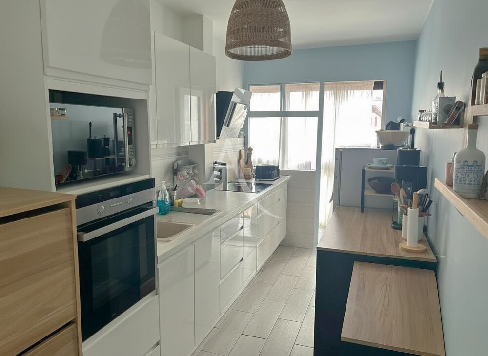 Vente Appartement Appartement situé dans la résidence de standing Gambetta (à deux pas du Carrefour City) à Saint Jean de Luz. Saint jean de luz