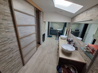  Maison � vendre 5 pi�ces 220 m�