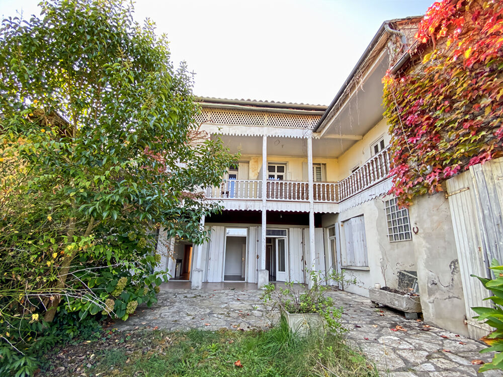 Vente Maison Maison Toulousaine Montauban Quartier SAint Michell 8 pièce(s) 285 m2 Montauban