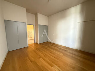 Appartement à louer 4 pièces 94 m²