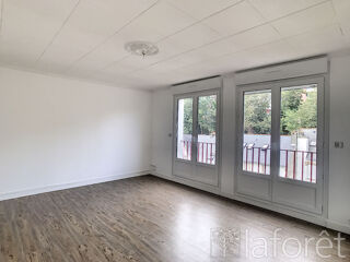  Appartement à louer 3 pièces 73 m²