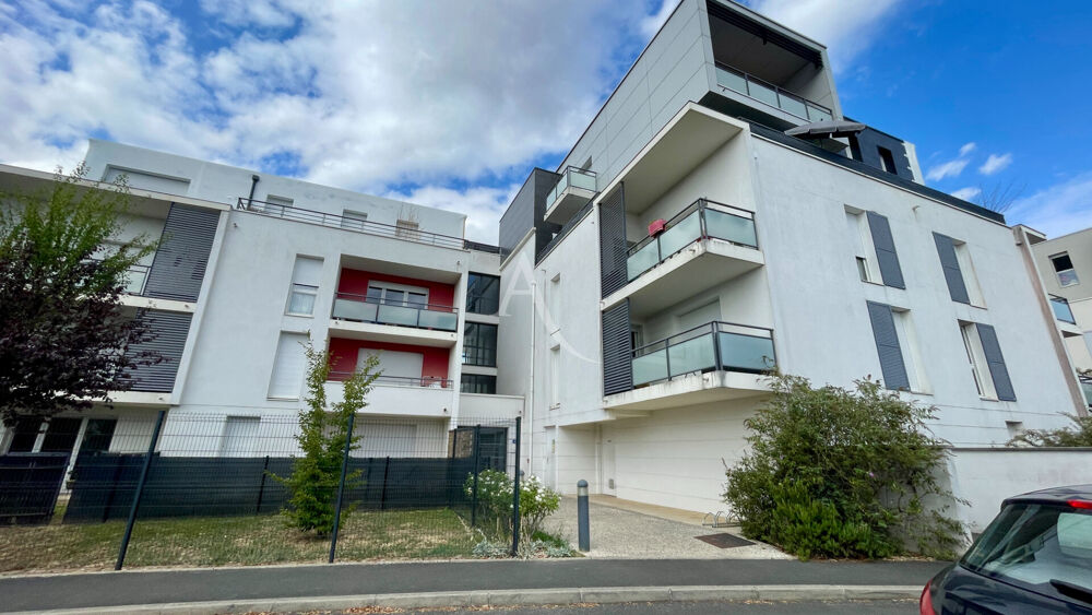 Vente Appartement TOURS NORD - Appartement T3 récent avec terrasse, ascenseur et parking en sous-sol Tours
