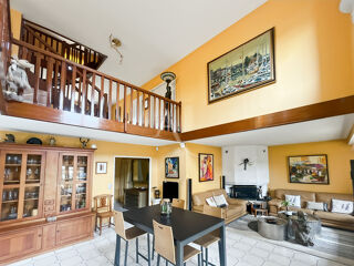  Maison à vendre 7 pièces 214 m²