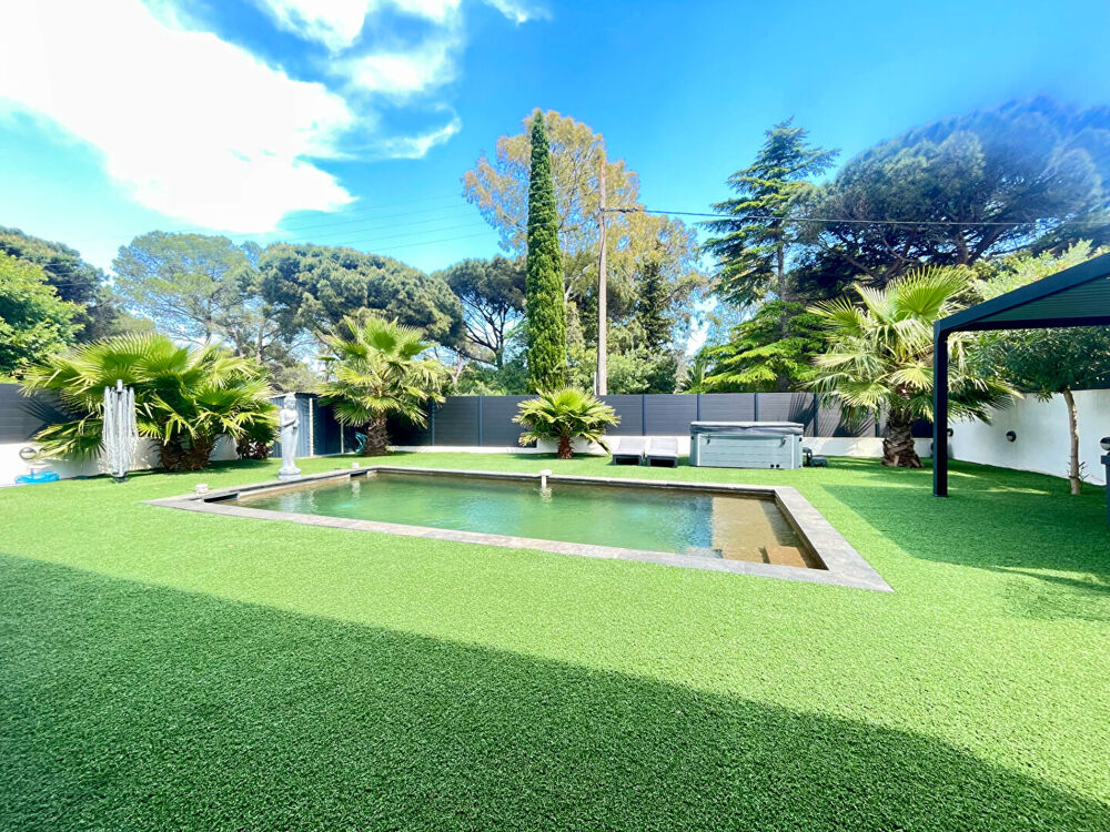 Vente Maison Maison Saint-Aygulf 6 pièce(s) 165 m2 Frejus