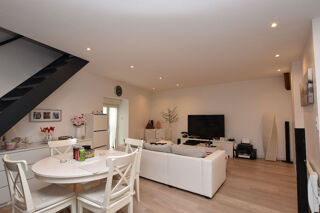  Appartement à louer 3 pièces 56 m²