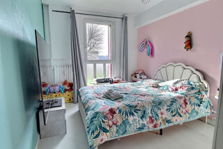  Appartement � vendre 5 pi�ces 75 m�