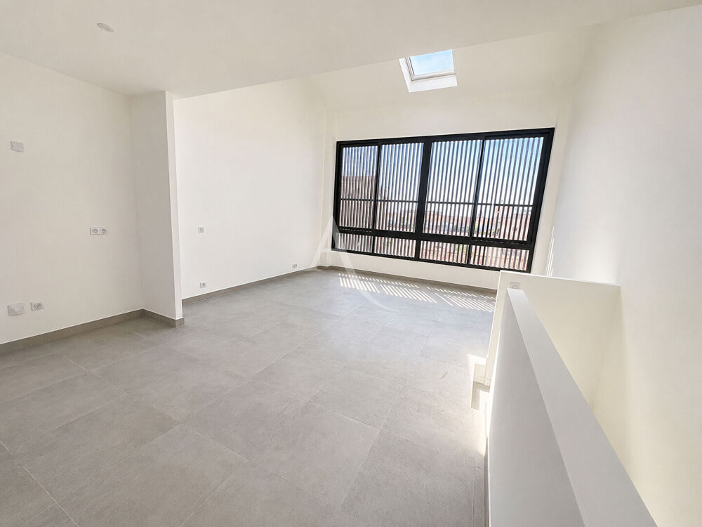 Vente Appartement Triplex à proximité immédiate de Cannes Banane, des commerces et des plages Cannes