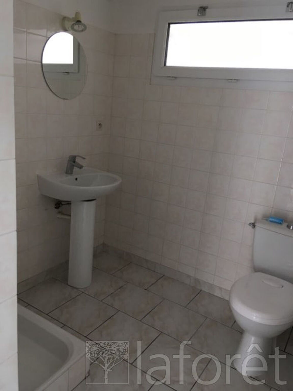Location Appartement A LOUER - Appartement en rez de chaussée - 2 pièces La ferte alais