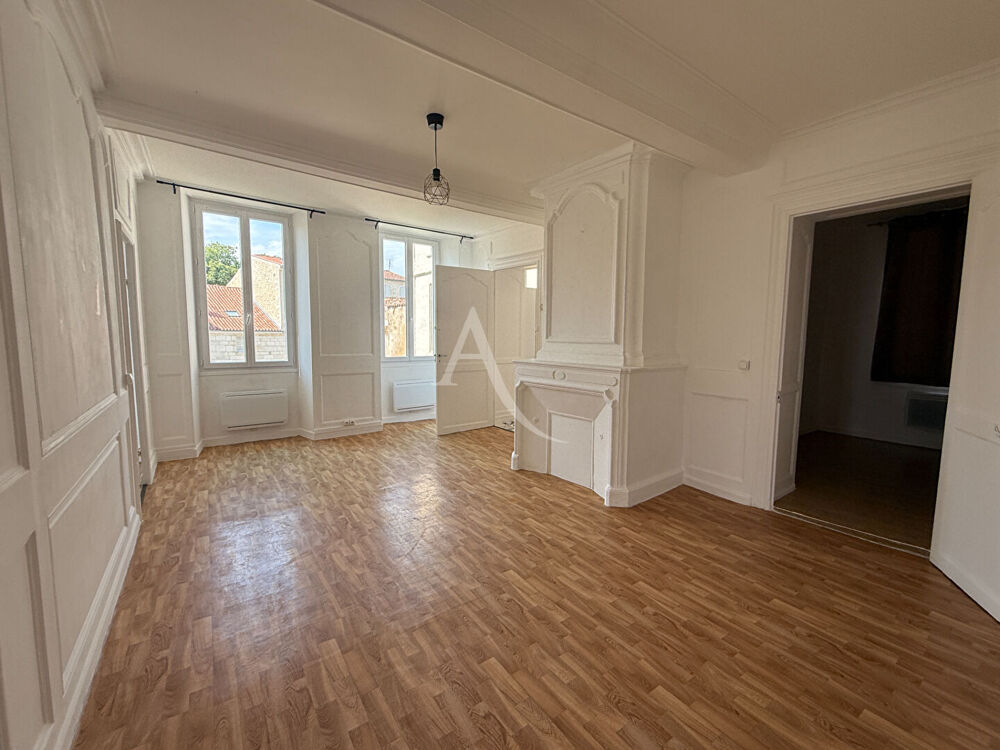 Appartement centre ville Saintes T3 - 48 m2