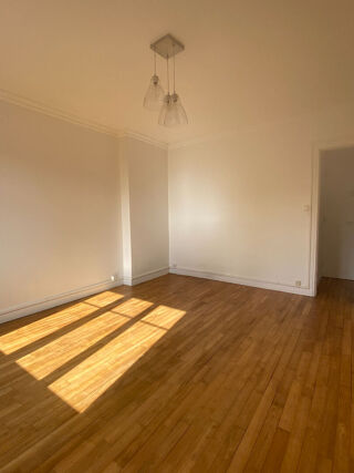  Appartement à louer 2 pièces 45 m²