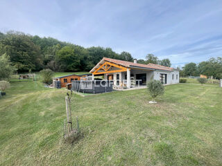  Maison  vendre 5 pices 151 m