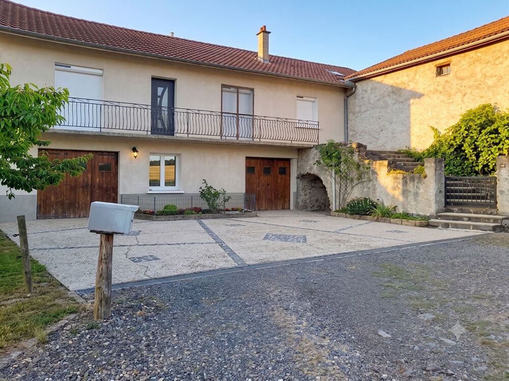 Maison 7 pièces 123 m² · à Coubon · 123 m² · 248 000 €
