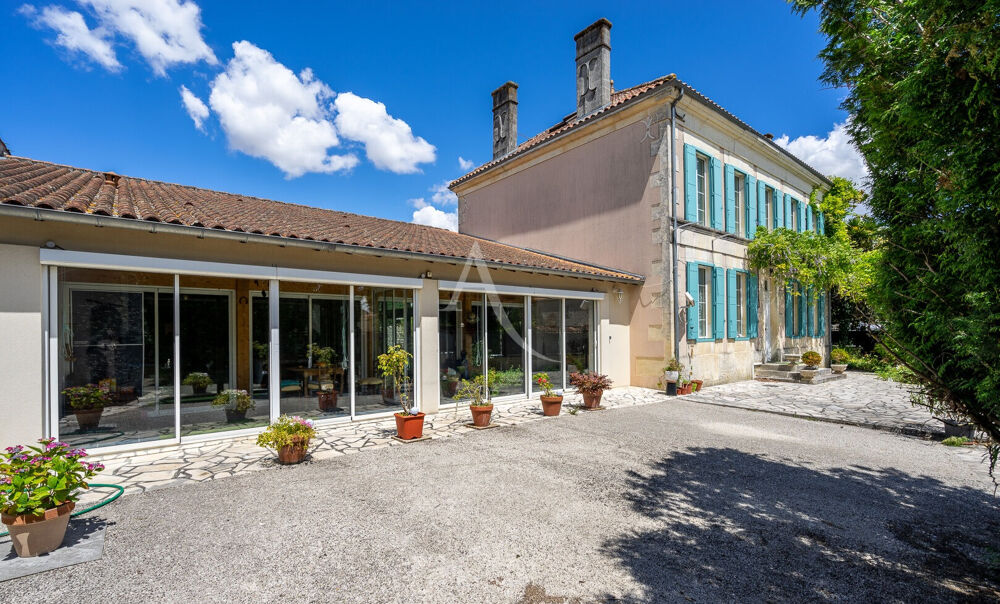 Demeure de Prestige à Aumagne