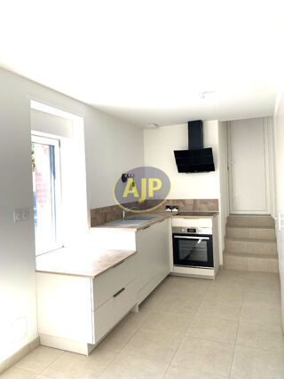  Maison à louer 3 pièces 83 m²