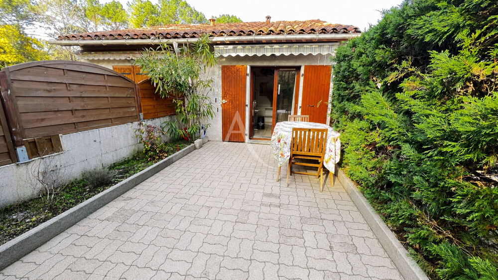 Vente Maison Maison en résidecne sécurisée, rénovée, avec jardin, 2 places de parking Les mathes