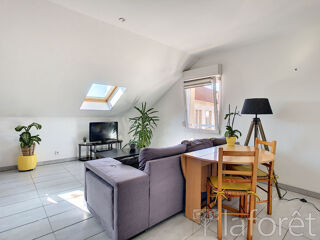 Appartement à louer 3 pièces 44 m²