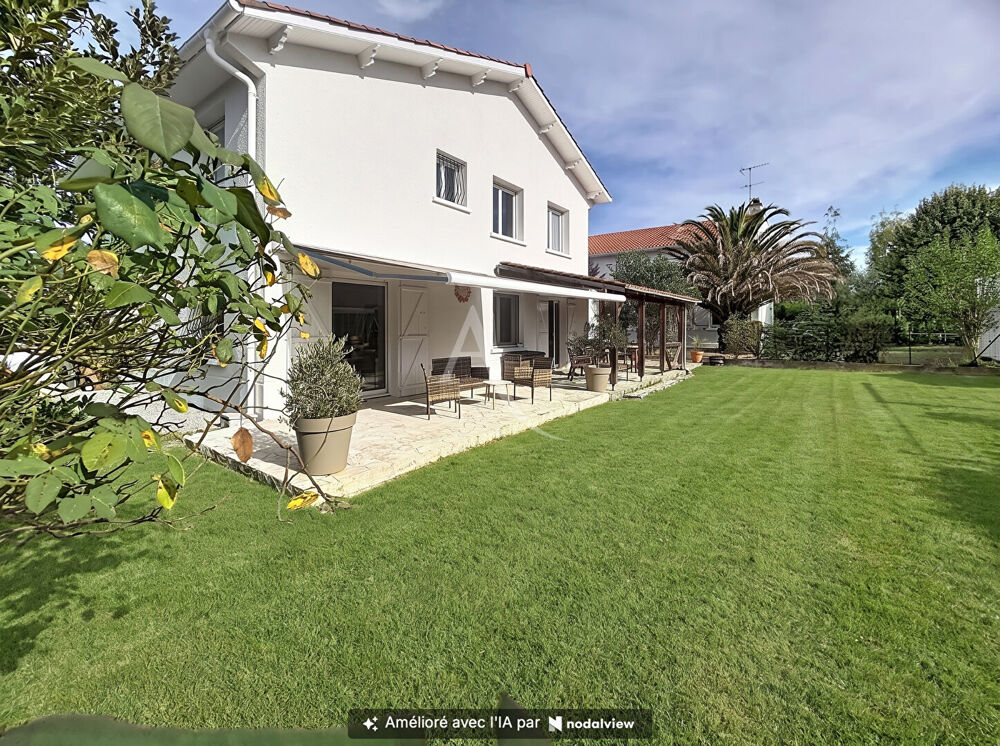 Vente Maison Maison  6 chambres et garage Billere