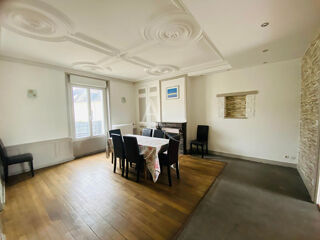  Maison à vendre 10 pièces 224 m²