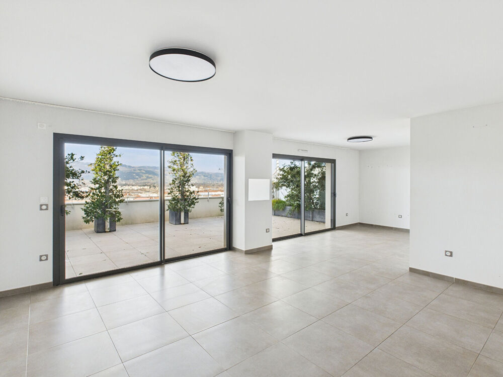 Vente Appartement APPARTEMENT 144m² DUPLEX T6 AVEC 3 TERRASSES  2 GARAGES  1 CAVE Valence