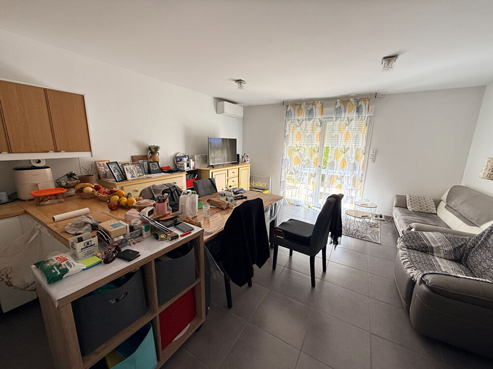 Appartement Agde 3 pièces , garage jardin .