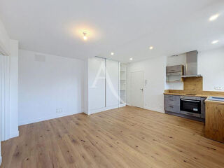  Appartement à louer 2 pièces 40 m²