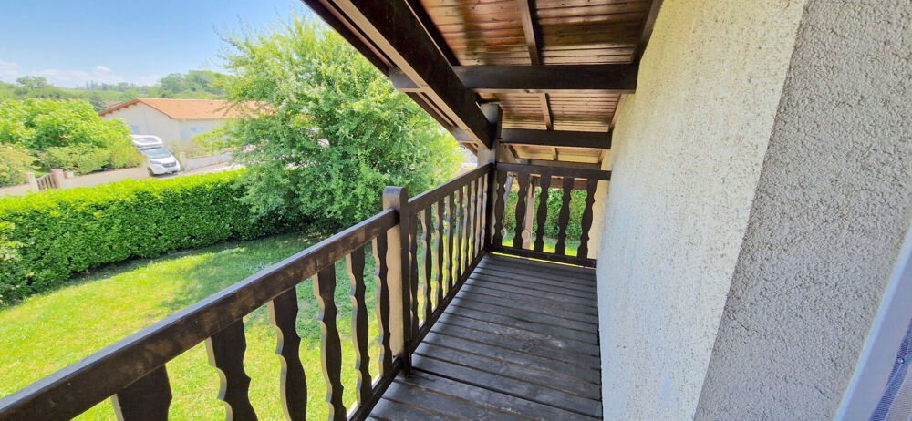 A LOUER APPARTEMENT T3 CLIMATISE AVEC JARDIN - ARTIGUES PRES BORDEAUX
