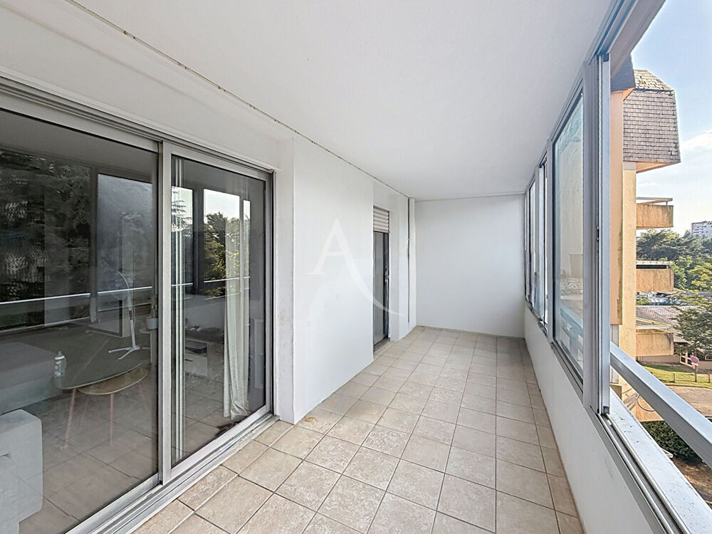 Vente Appartement Pau, Appartement  T4 ,3 chambres avec caves,garage Pau