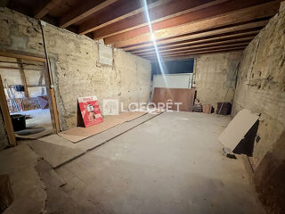  Parking / Garage à vendre 4 pièces 74 m²