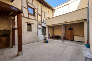  Immeuble à vendre 15 + pièces 299 m² Chatillon sur chalaronne