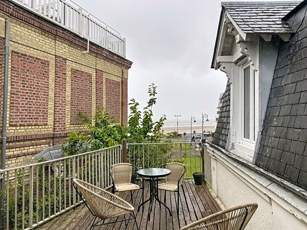 VILLERS SUR MER Maison vue mer 3 pièces 55m2 possibilité local commercial.