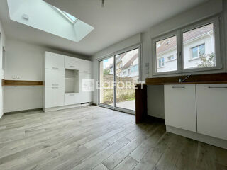 Maison à louer 5 pièces 94 m²