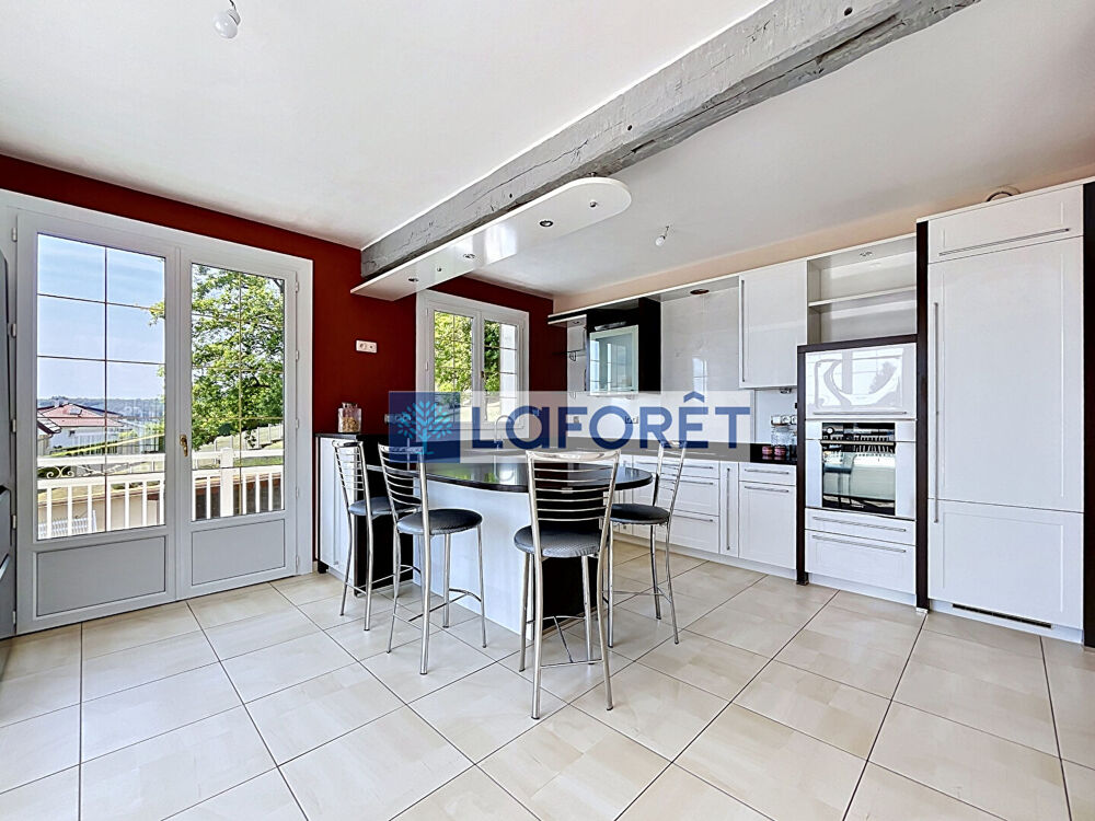 Maison Chevillon 8 pièce(s) 175 m²